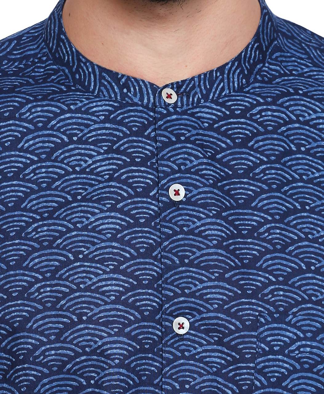 Men's Shirt - Blue Pure Cotton Fabric with Long Sleeves | In-Sattva - Garment details