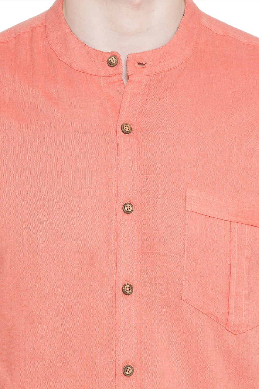 Short Sleeves Button Down Men's Shirt with Banded Collar - Garment details | In-Sattva