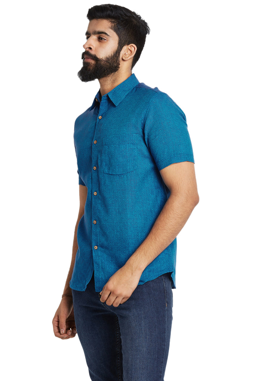 Fitted Men's Shirt - French Blue with Summer Short Sleeves - Side | In-Sattva