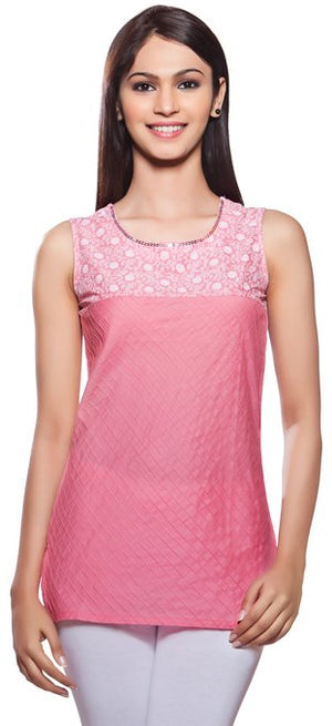 Akkriti Women's Kurta Tunic-  Pintucked and Contrast Yoke ÌÎÌ_Ì´åÇÌÎÌ__ÌÎÌ_ÌÎ_ÌÎÌ_Ì´åÌÎÌ_ÌÎ_ÌÎÌ_Ì´å« Pink Front