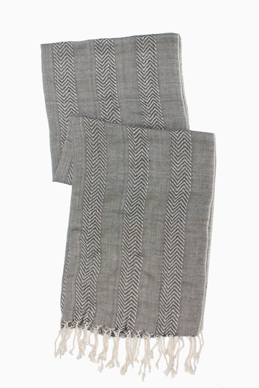 In-Sattva Colors - Zigzag Patterned Stripe Scarf Stole - Grey