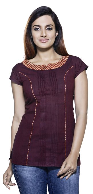 Akkriti Women's Powerloom Printed Neck Band Kurti ÌÎÌ_Ì´åÇÌÎÌ__ÌÎÌ_ÌÎ_ÌÎÌ_Ì´åÌÎÌ_ÌÎ_ÌÎÌ_Ì´å« Deep Maroon Front