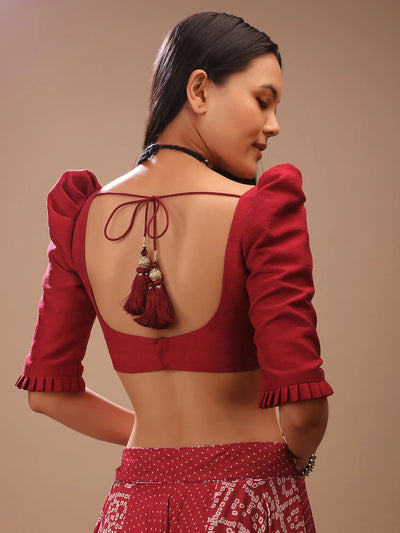 In-Sattva Women's Silk Half Sleeve Scoop Neck Blouse; Carnation Red