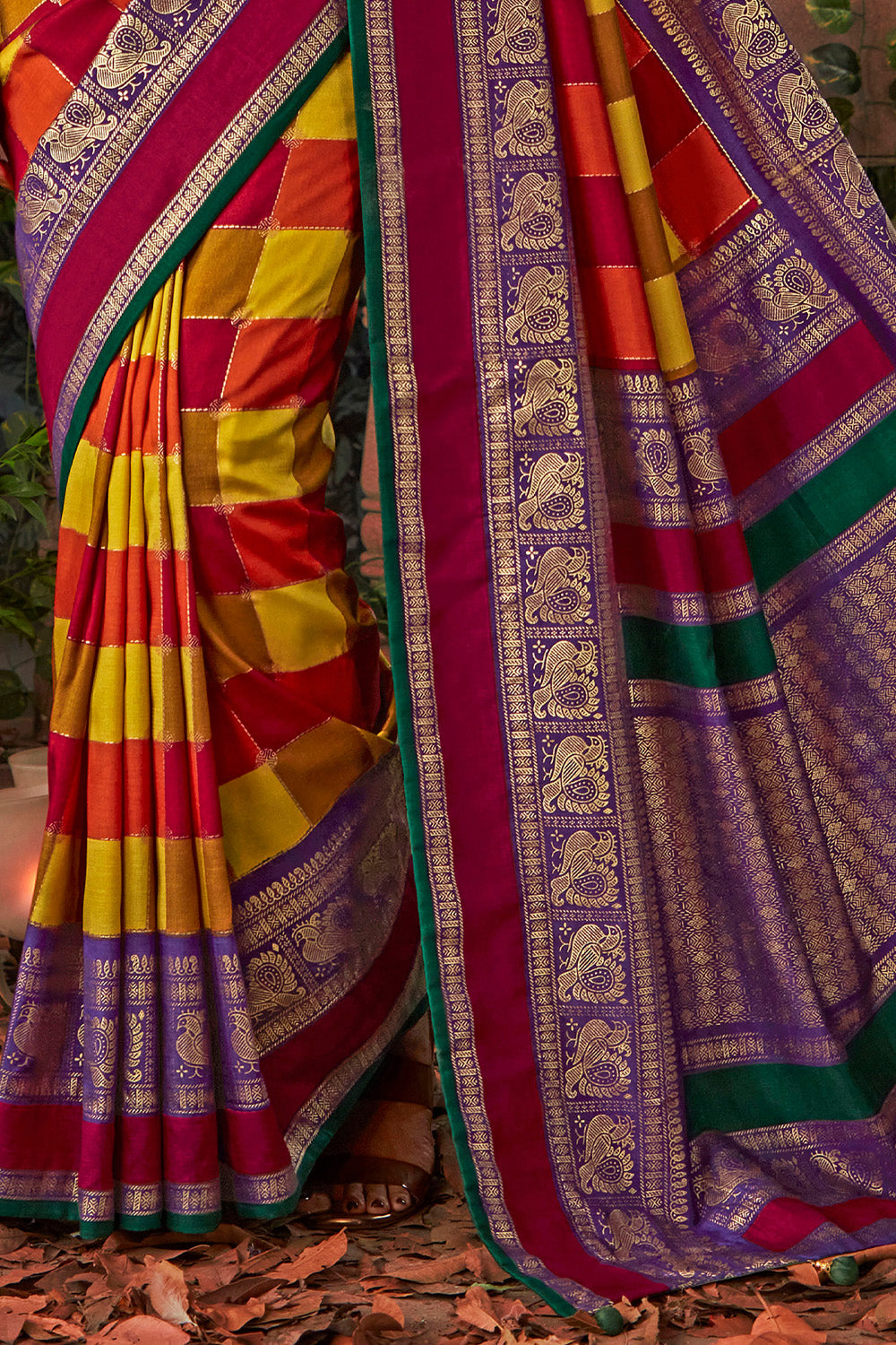 In-Sattva Women's Heritage Pochampally Ikkat Print Tribal Tussar Silk Saree; Majestic Lavender
