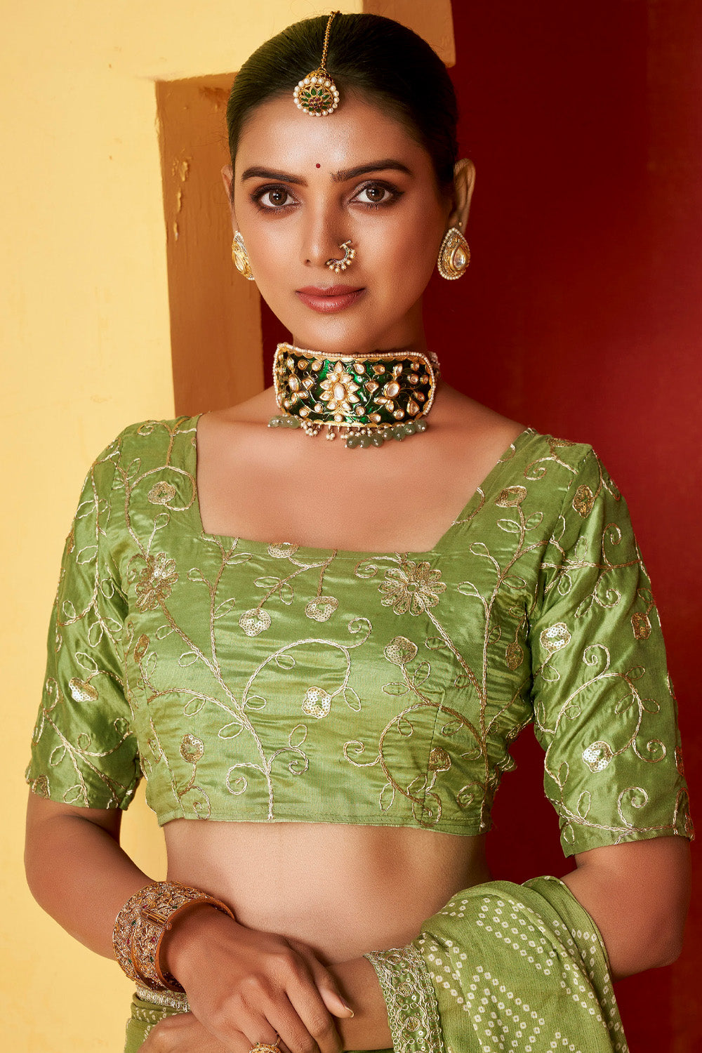 In-Sattva Classic Women's Handloom Tribal Moss Chiffon Saree; Light Green