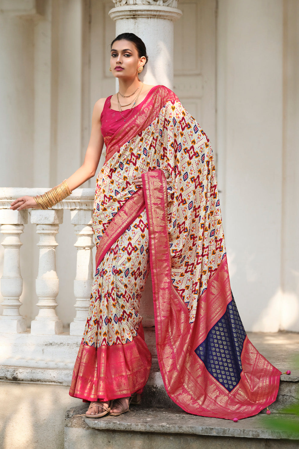 In-Sattva Women's Heritage Handloom Deluxe Tussar Silk Saree; Deep Pink
