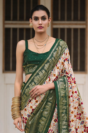 In-Sattva Women's Heritage Handloom Deluxe Tussar Silk Saree; Dark Green