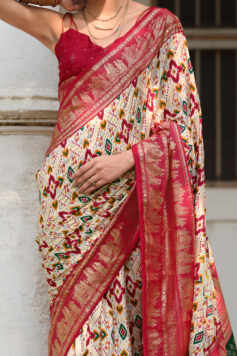 In-Sattva Women's Heritage Handloom Deluxe Tussar Silk Saree; Sangria Red