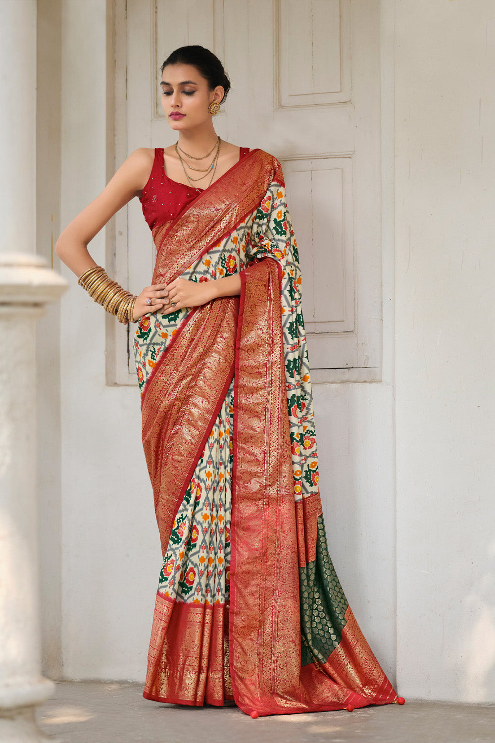 In-Sattva Women's Heritage Handloom Deluxe Tussar Silk Saree; Amber Red