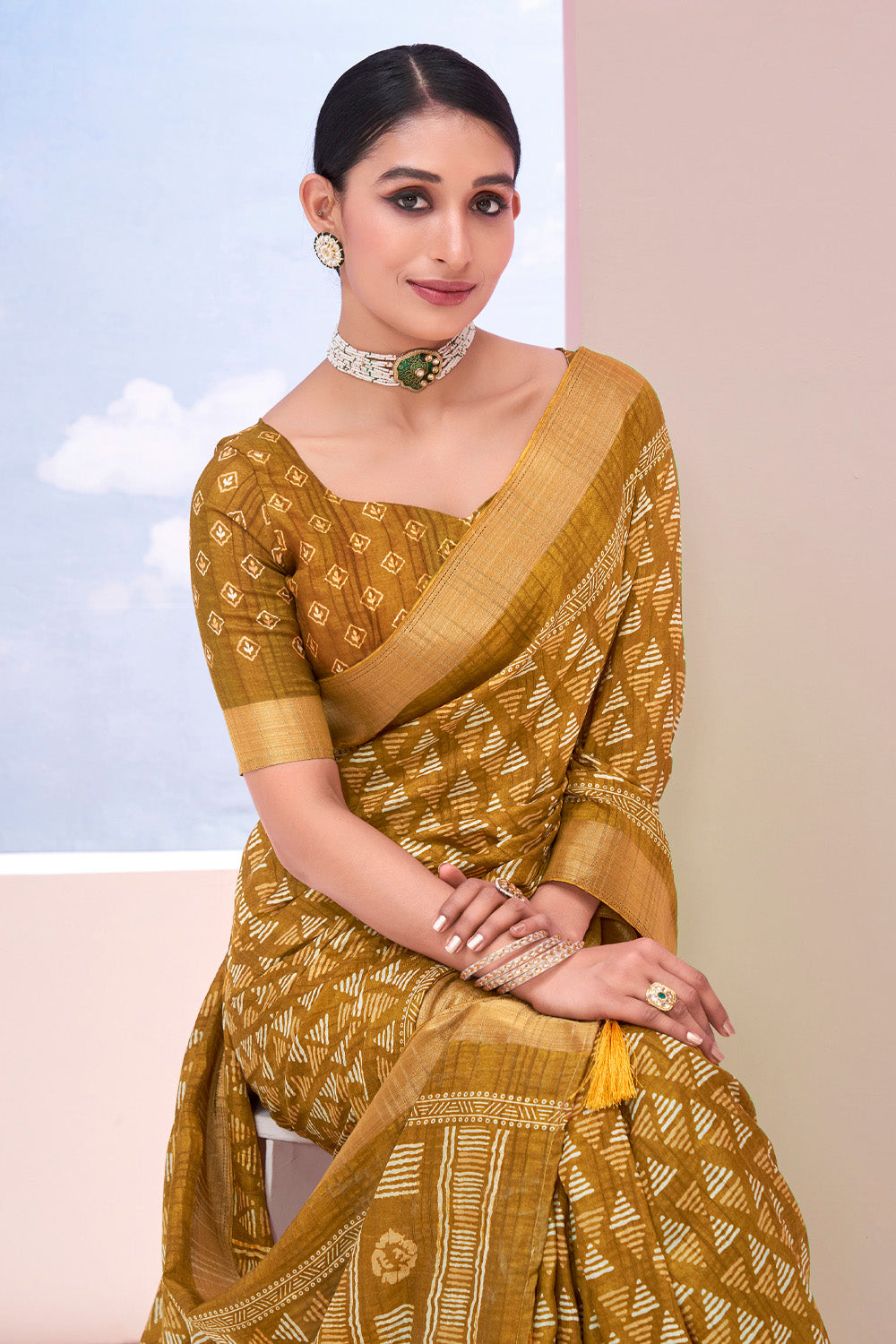 In-Sattva Women's Heritage Handloom Dola Silk Saree; Honey Gold