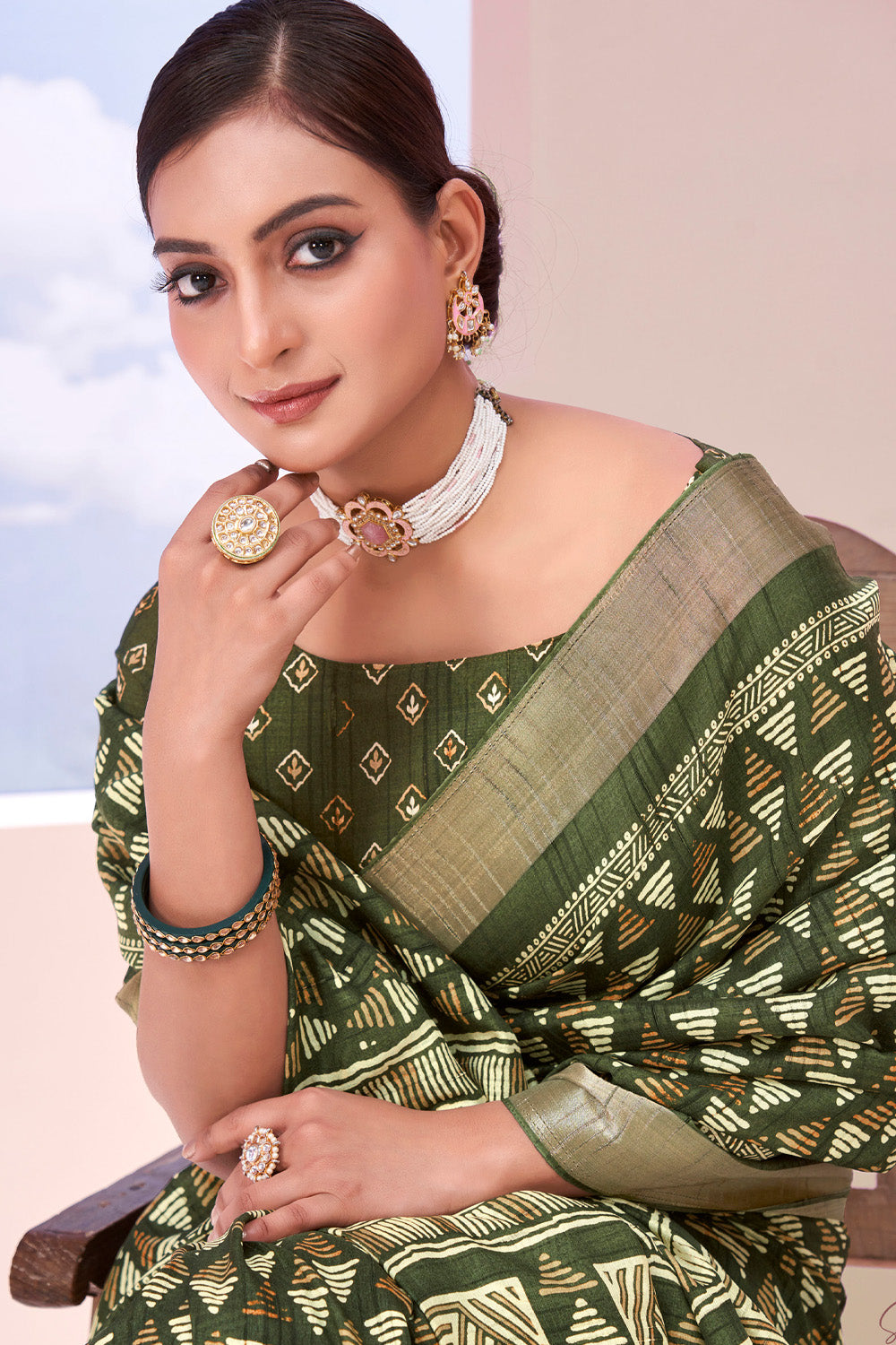 In-Sattva Women's Heritage Handloom Dola Silk Saree; Military Green