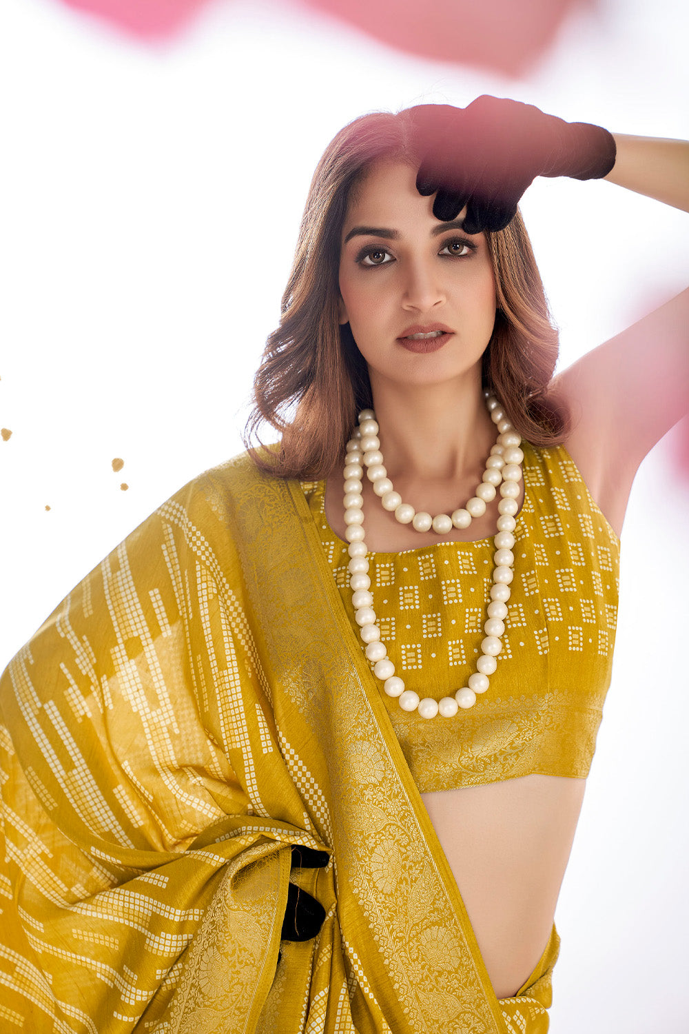 In-Sattva Women's Handloom Bandhni Dola Silk Saree; Summer Gold