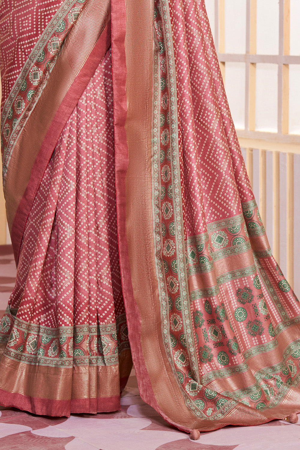 In-Sattva Women's Handloom Bandhni Tussar Silk Saree; Rosy Pink