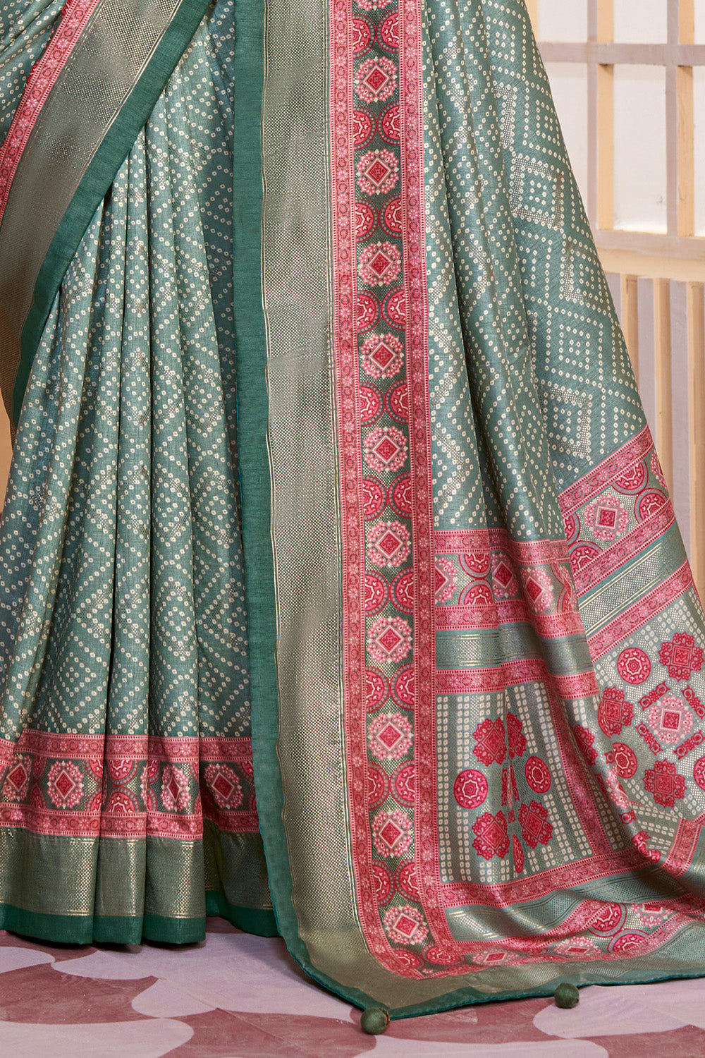 In-Sattva Women's Handloom Bandhni Tussar Silk Saree; Aqua Green