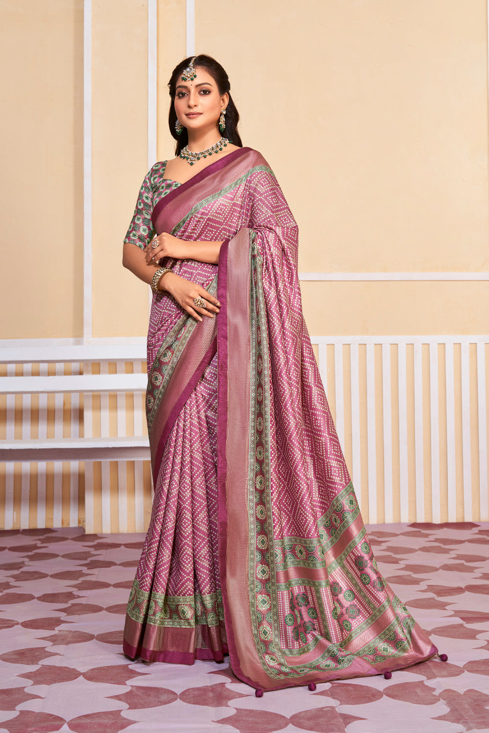 In-Sattva Women's Handloom Bandhni Tussar Silk Saree; Tulip Lavender