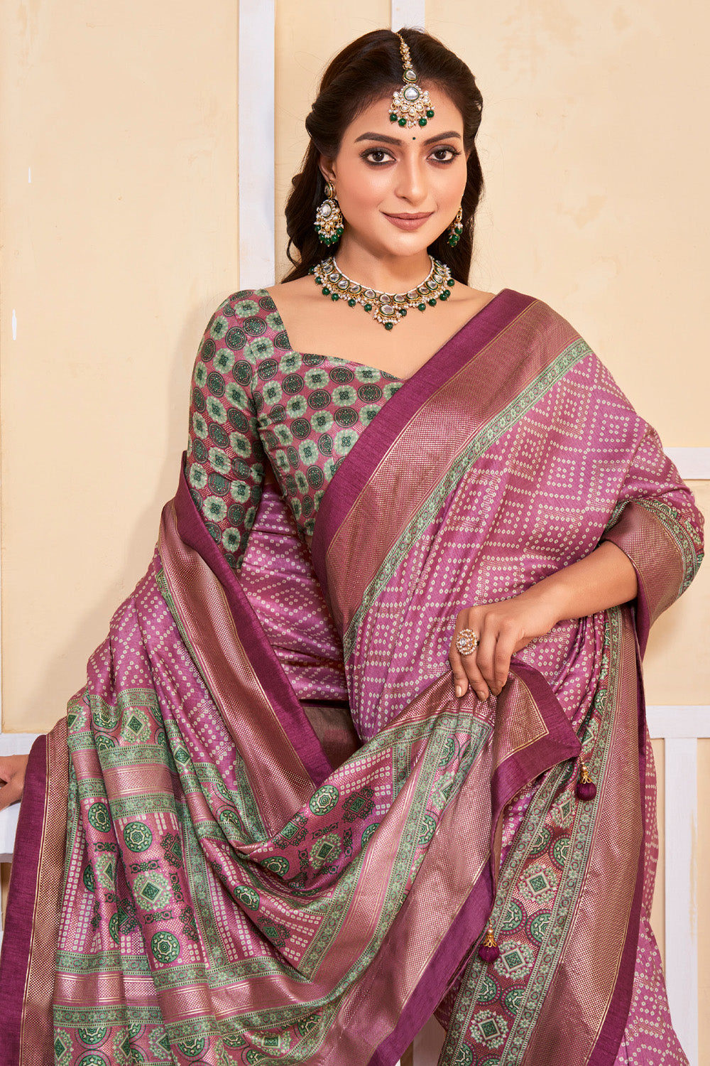 In-Sattva Women's Handloom Bandhni Tussar Silk Saree; Tulip Lavender