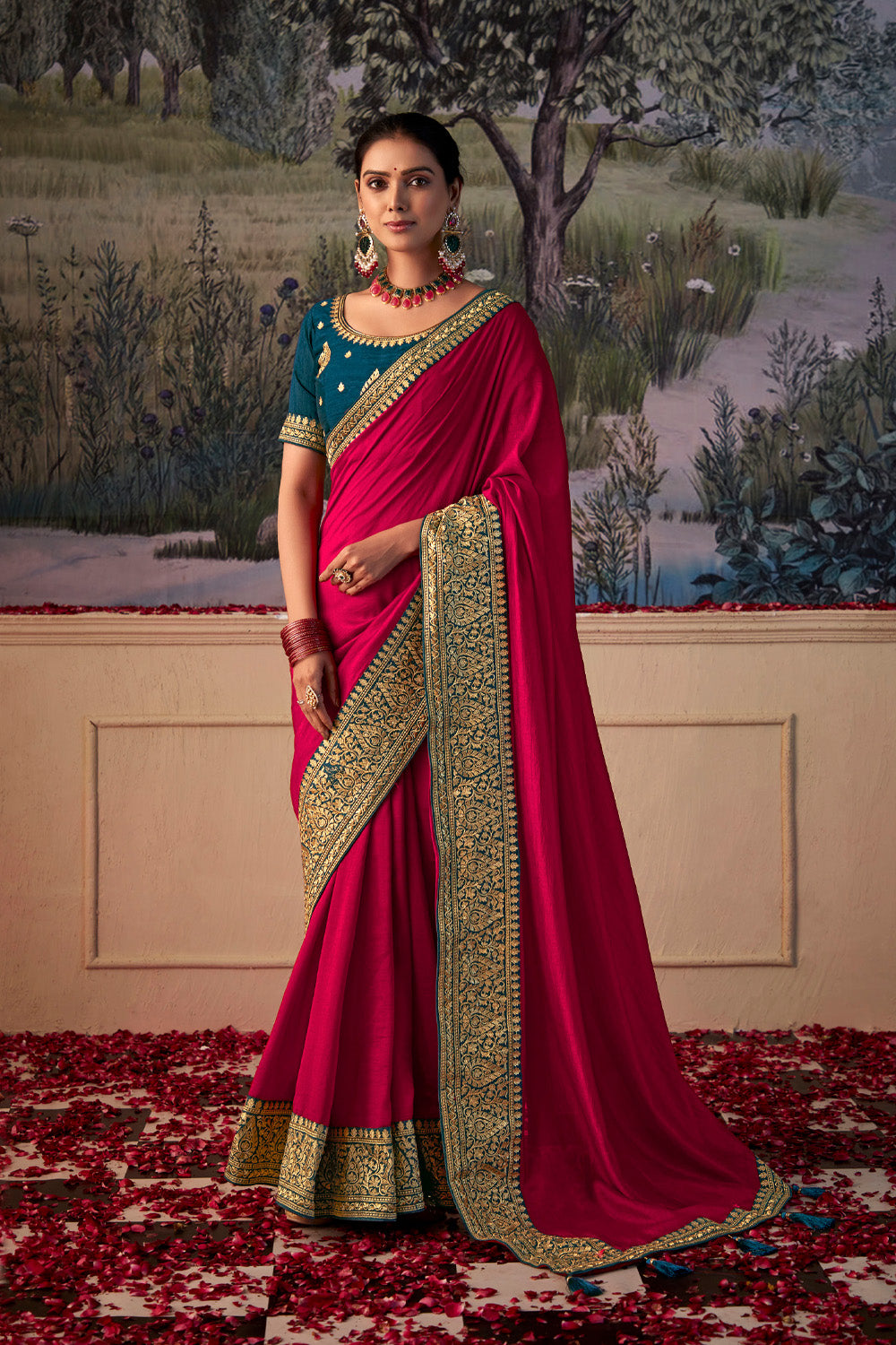 In-Sattva Women's Heritage Vichitra Patola Art Silk Saree; Imperial Red
