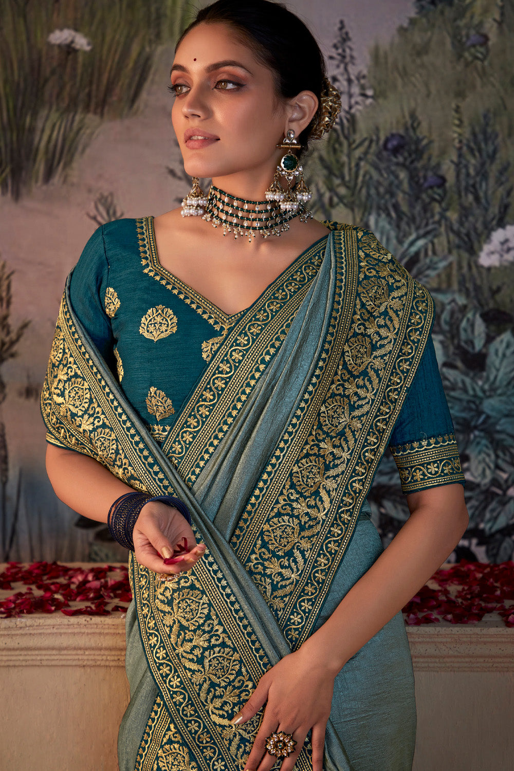 In-Sattva Women's Heritage Vichitra Patola Art Silk Saree; Lagoon Green
