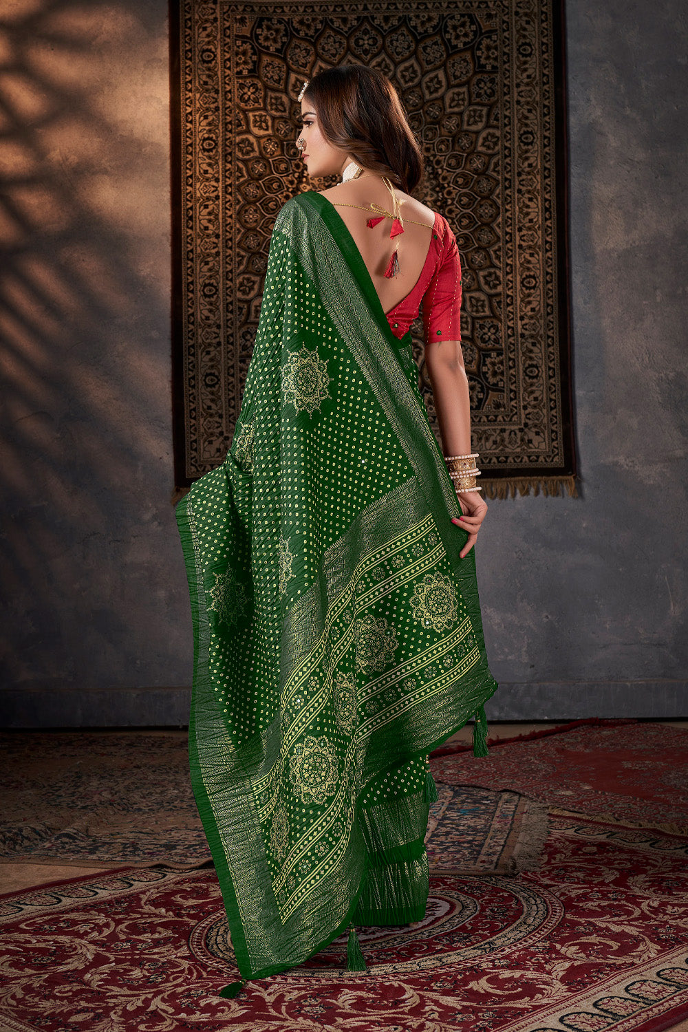 In-Sattva Women's Heritage Bandhani Tussar Silk Saree; Garden Green