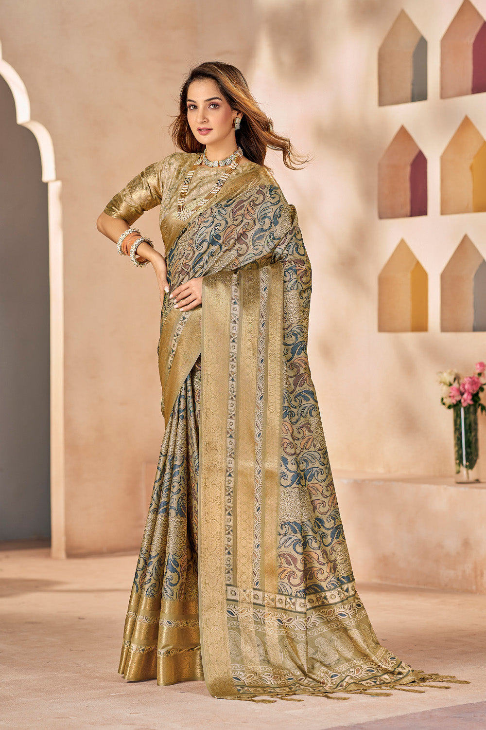 In-Sattva Women's Heritage Floral Print Dola Silk Saree; Chalk Gray
