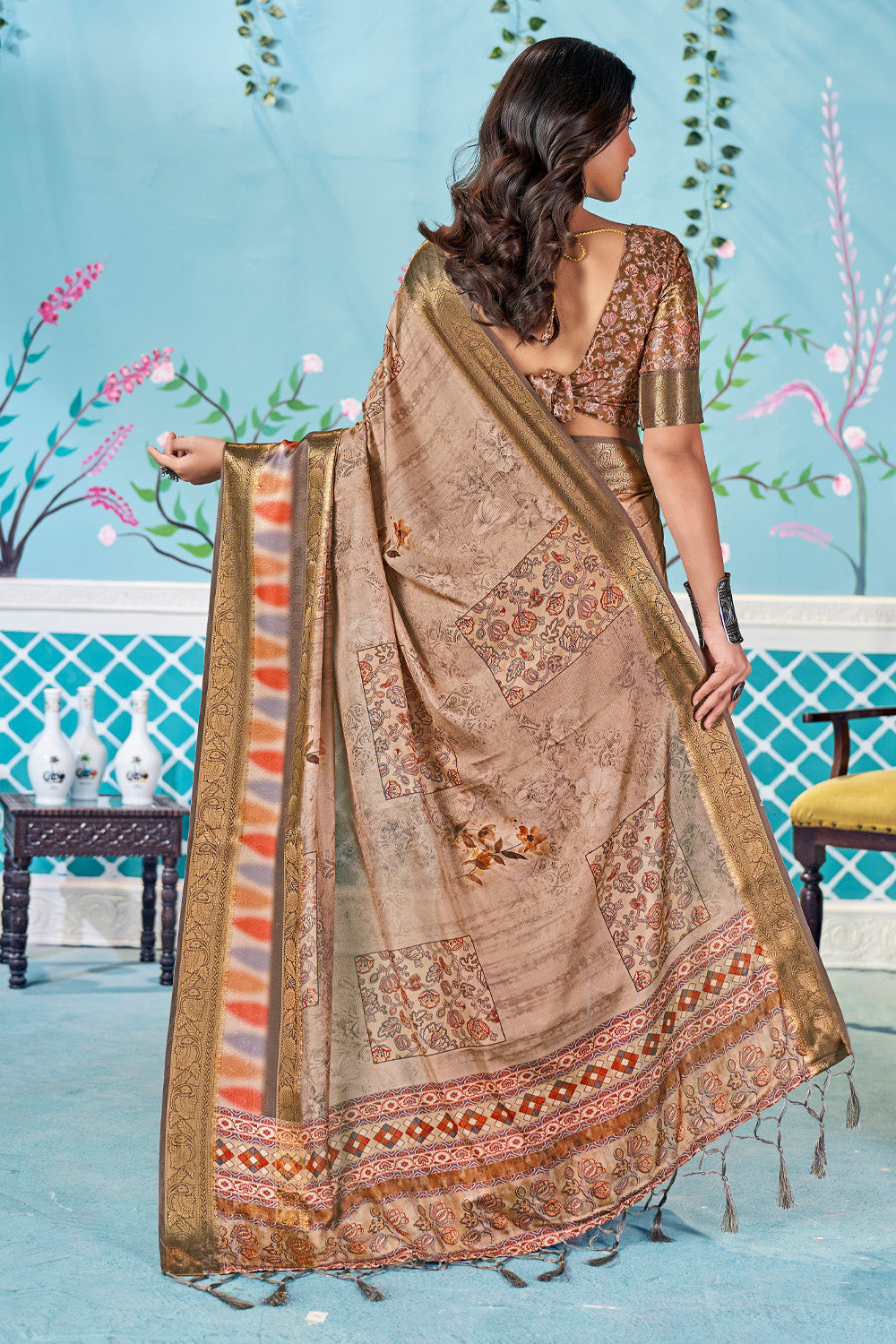 In-Sattva Women's Heritage Handloom Bandhni Dola Silk Saree; Sand Gray