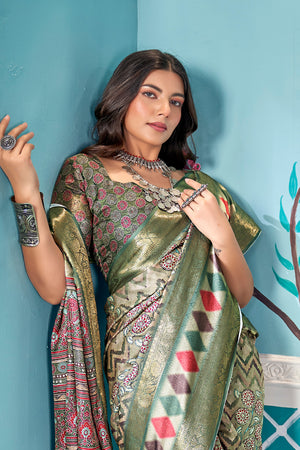 In-Sattva Women's Heritage Handloom Bandhni Dola Silk Saree; Pistachio Green