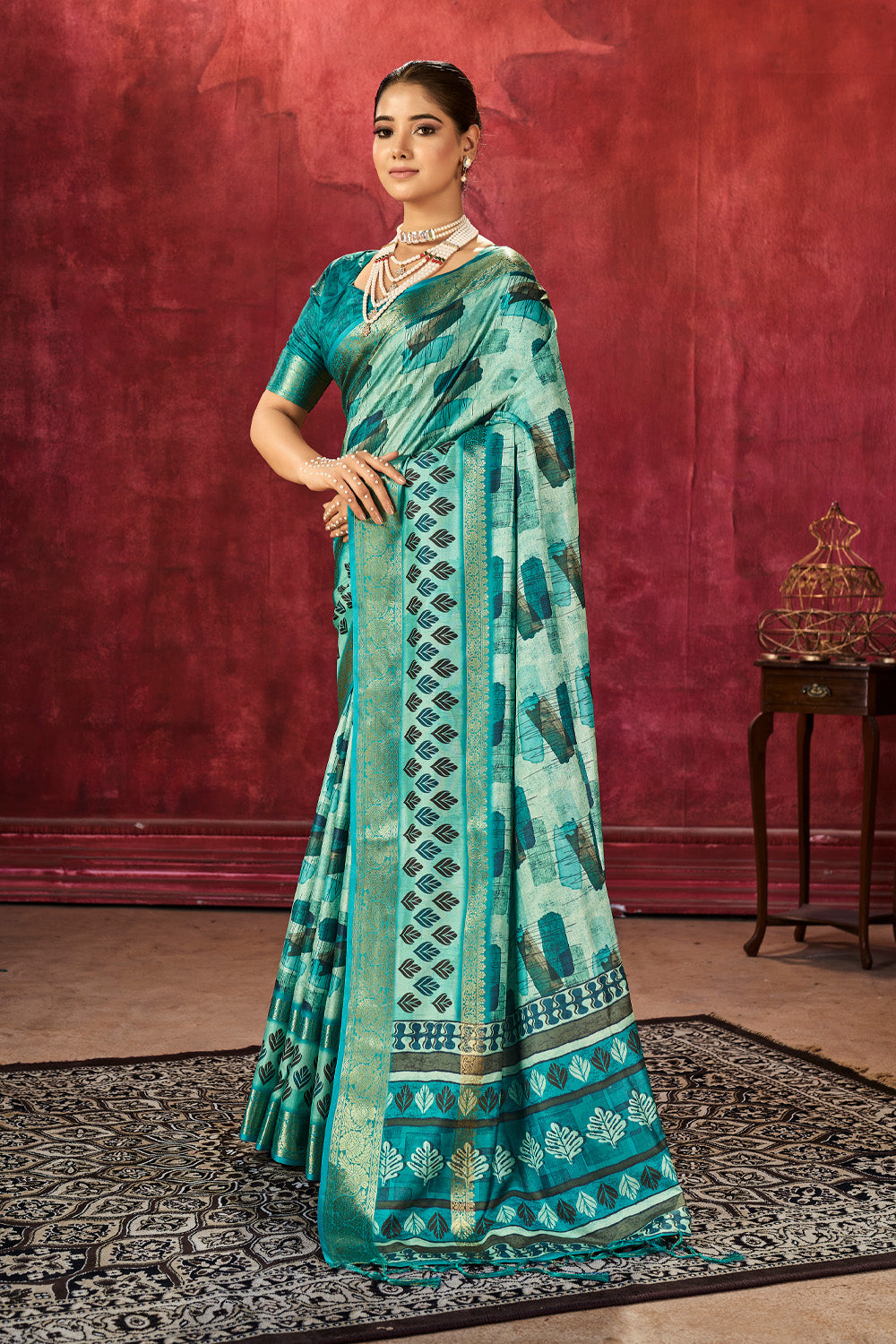 In-Sattva Women's Floral Handloom Bandhni Dola Silk Saree; Mermaid Green
