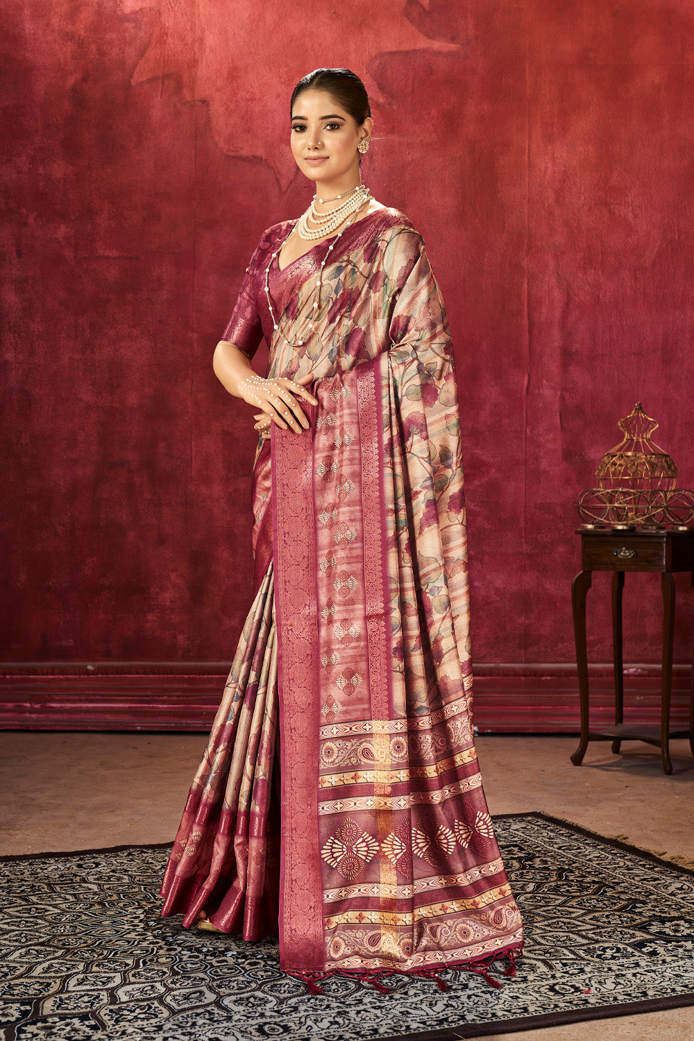 In-Sattva Women's Floral Handloom Bandhni Dola Silk Saree; Gentle Burgundy