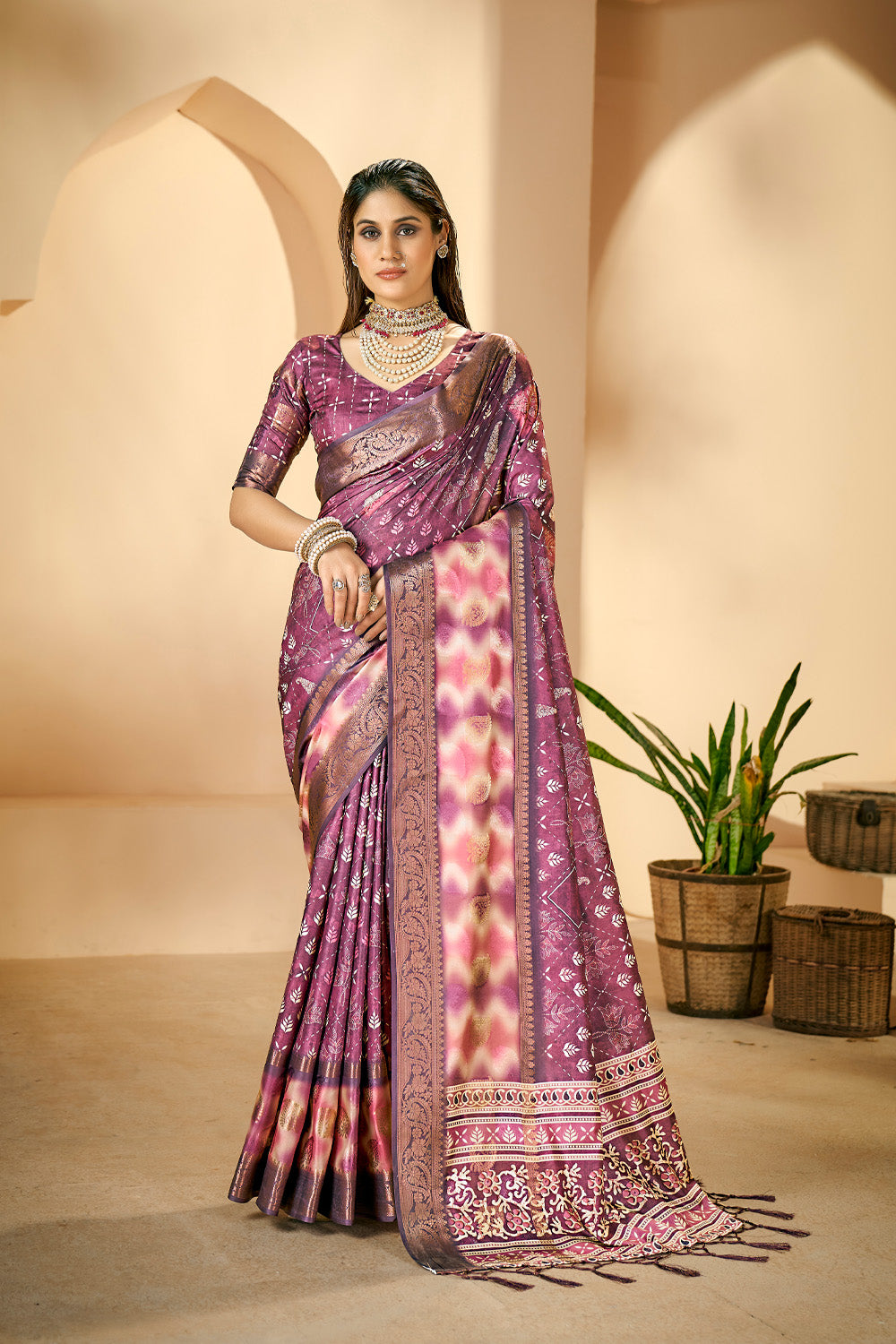 In-Sattva Women's Abstract Print Handloom Dola Silk Saree; Flushed Sapphire