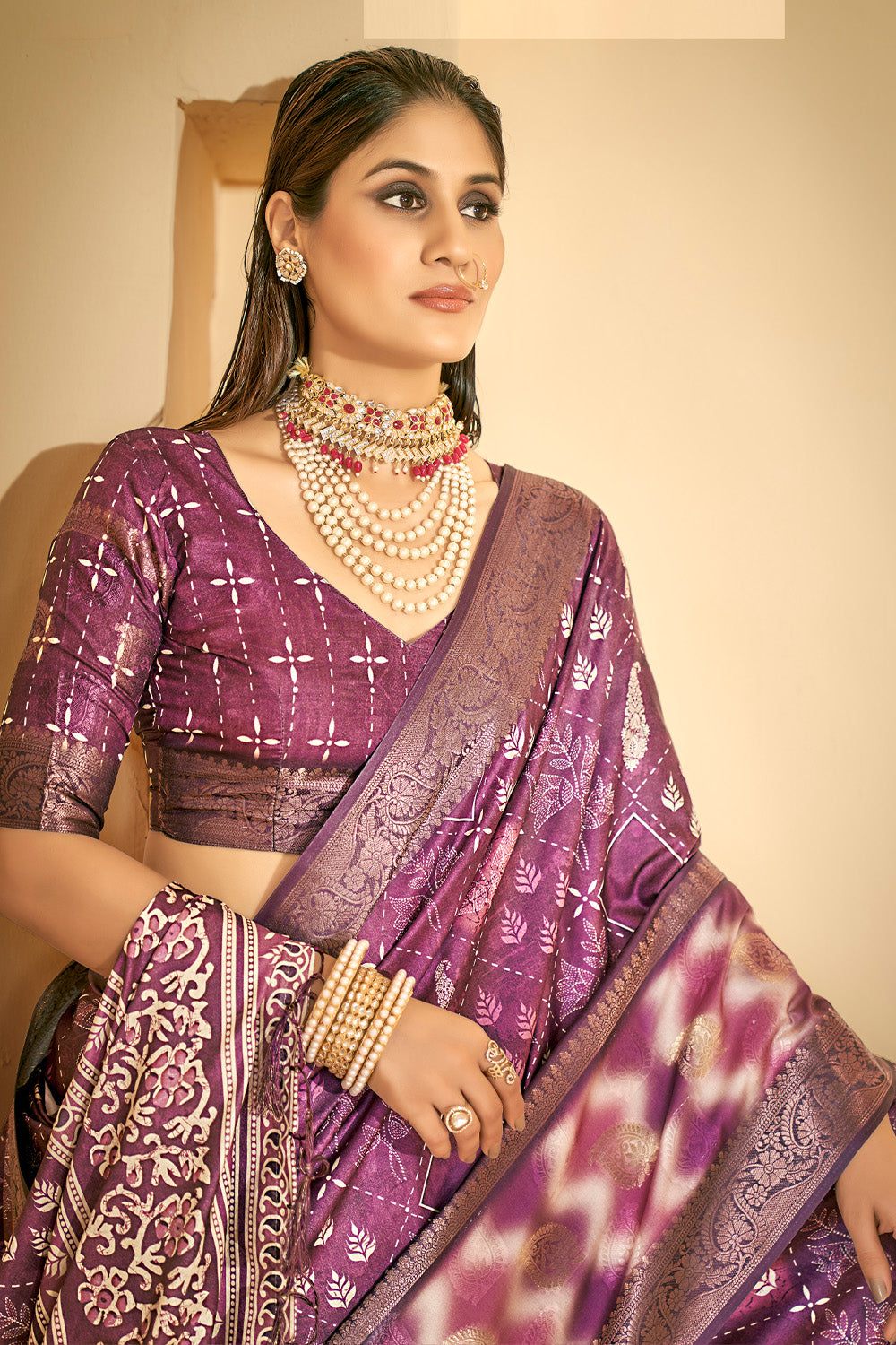 In-Sattva Women's Abstract Print Handloom Dola Silk Saree; Flushed Sapphire