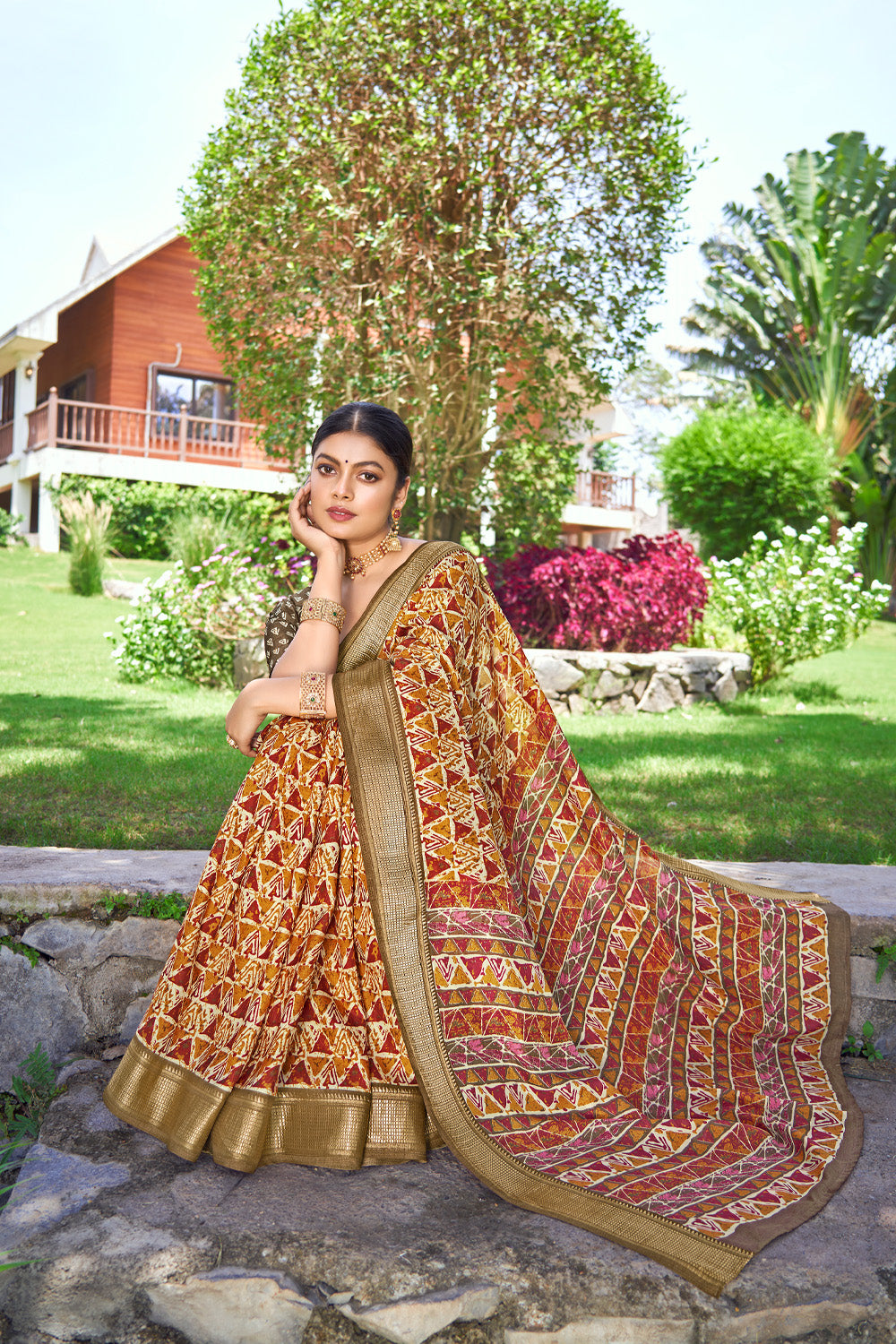 In-Sattva Women's Handloom Geometric Print Kalamkari Silk Saree; Geometric Brown