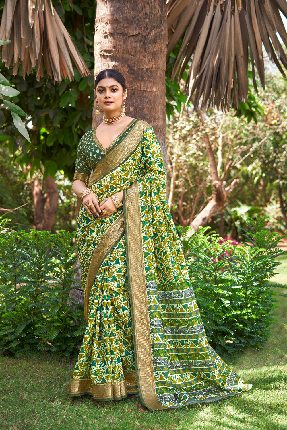 In-Sattva Women's Handloom Geometric Print Kalamkari Silk Saree; Kiwi Green