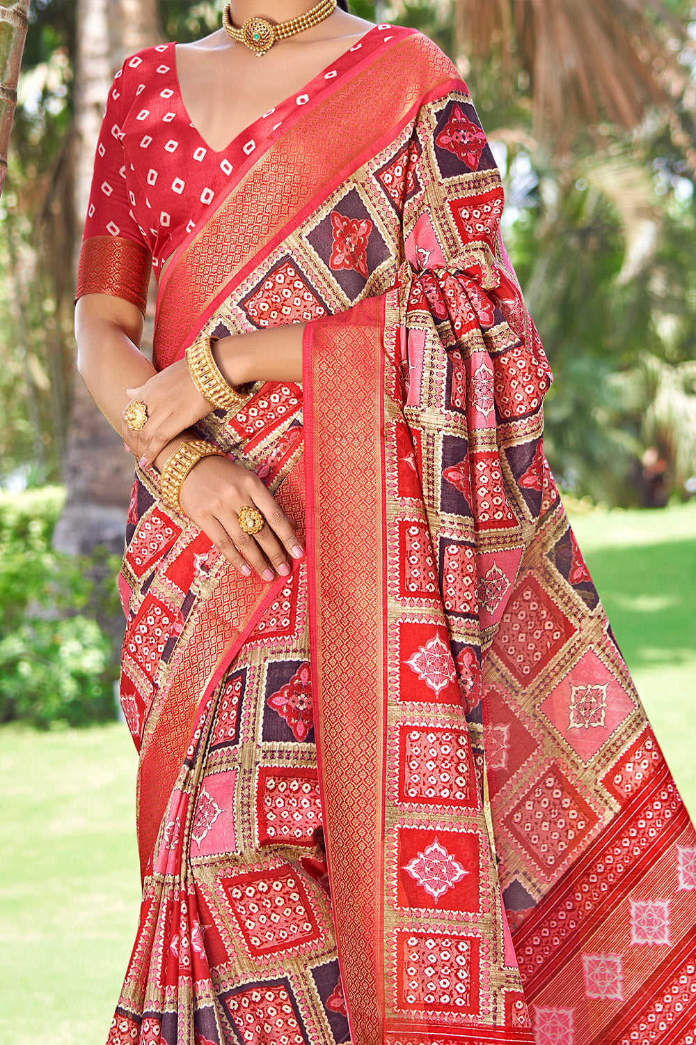In-Sattva Women's Handloom Polka Dot Kalamkari Silk Saree; Polka Dot Red