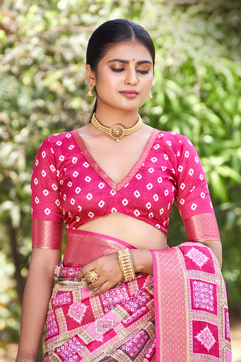 In-Sattva Women's Handloom Polka Dot Kalamkari Silk Saree; Block Pink