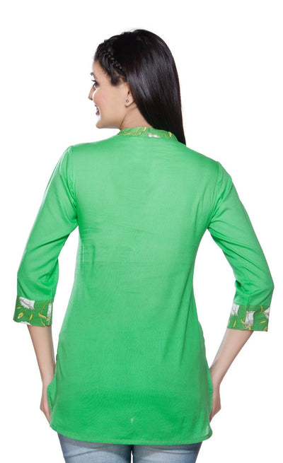 Akkriti Women's Kurta Tunic-  Front Pleats ÌÎÌ_Ì´åÇÌÎÌ__ÌÎÌ_ÌÎ_ÌÎÌ_Ì´åÌÎÌ_ÌÎ_ÌÎÌ_Ì´å« Back
