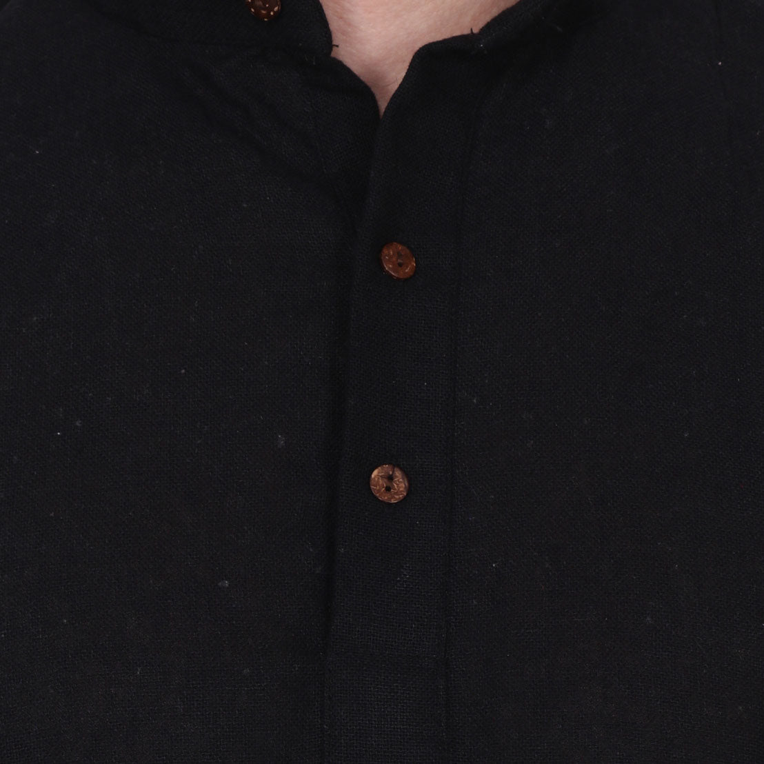 Men's  Indian Traditional Khadi cotton Kurta Tunic: Black | Swatch view | In-Sattva