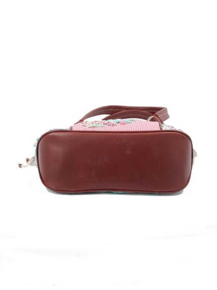 Ivory Tag Patterned Melange Hand Embroidery Handbag ÛÒ Bottom