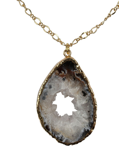 Ivory Tag Natural Grey Geode Stone Necklace ÛÒ Detail