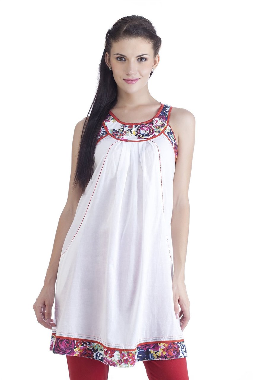 MB Womens Ethnic Tunic with Printed Neck & Hemline