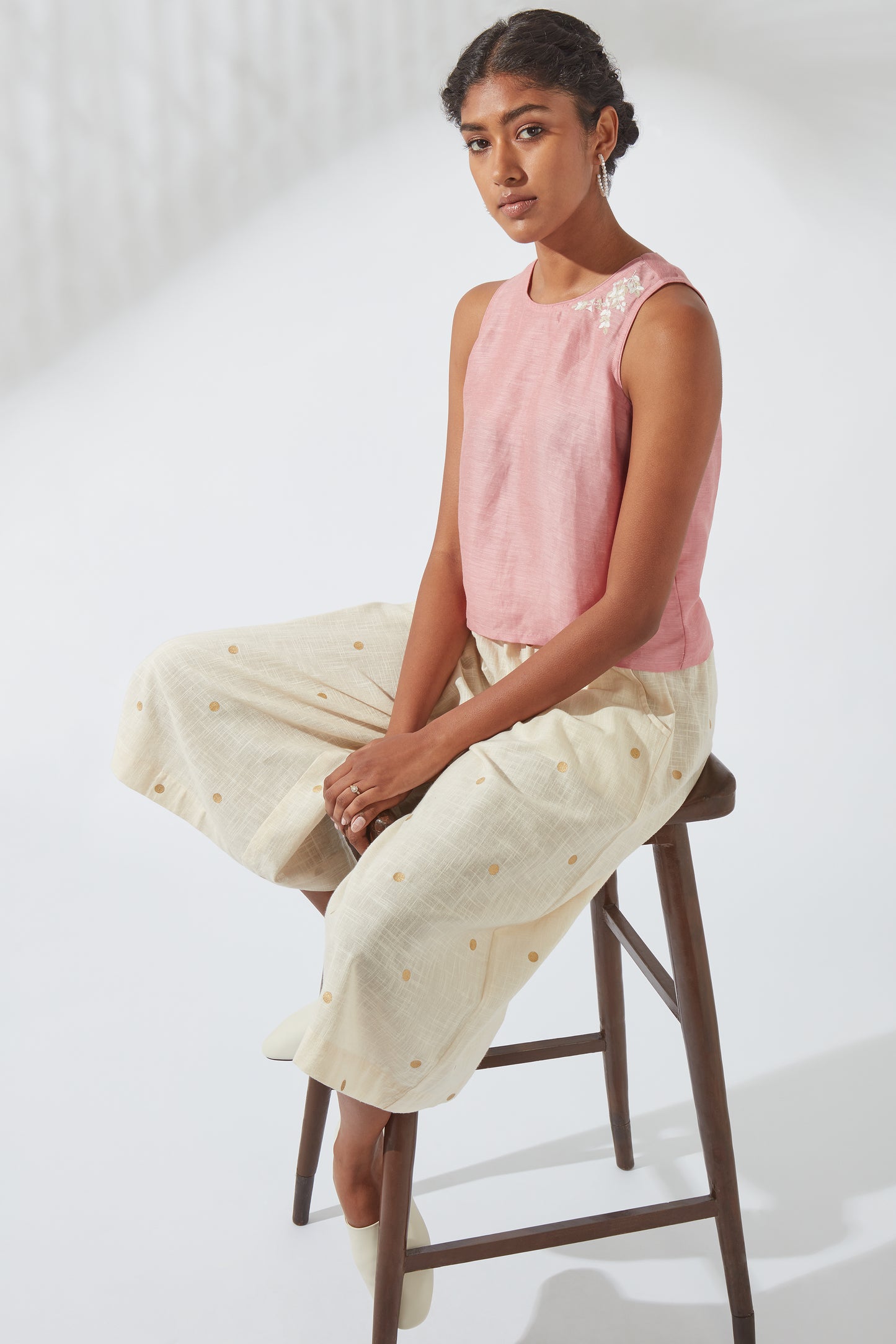 Women's Bohemian Classic Silk Linen Embroidered Pink Crop Top