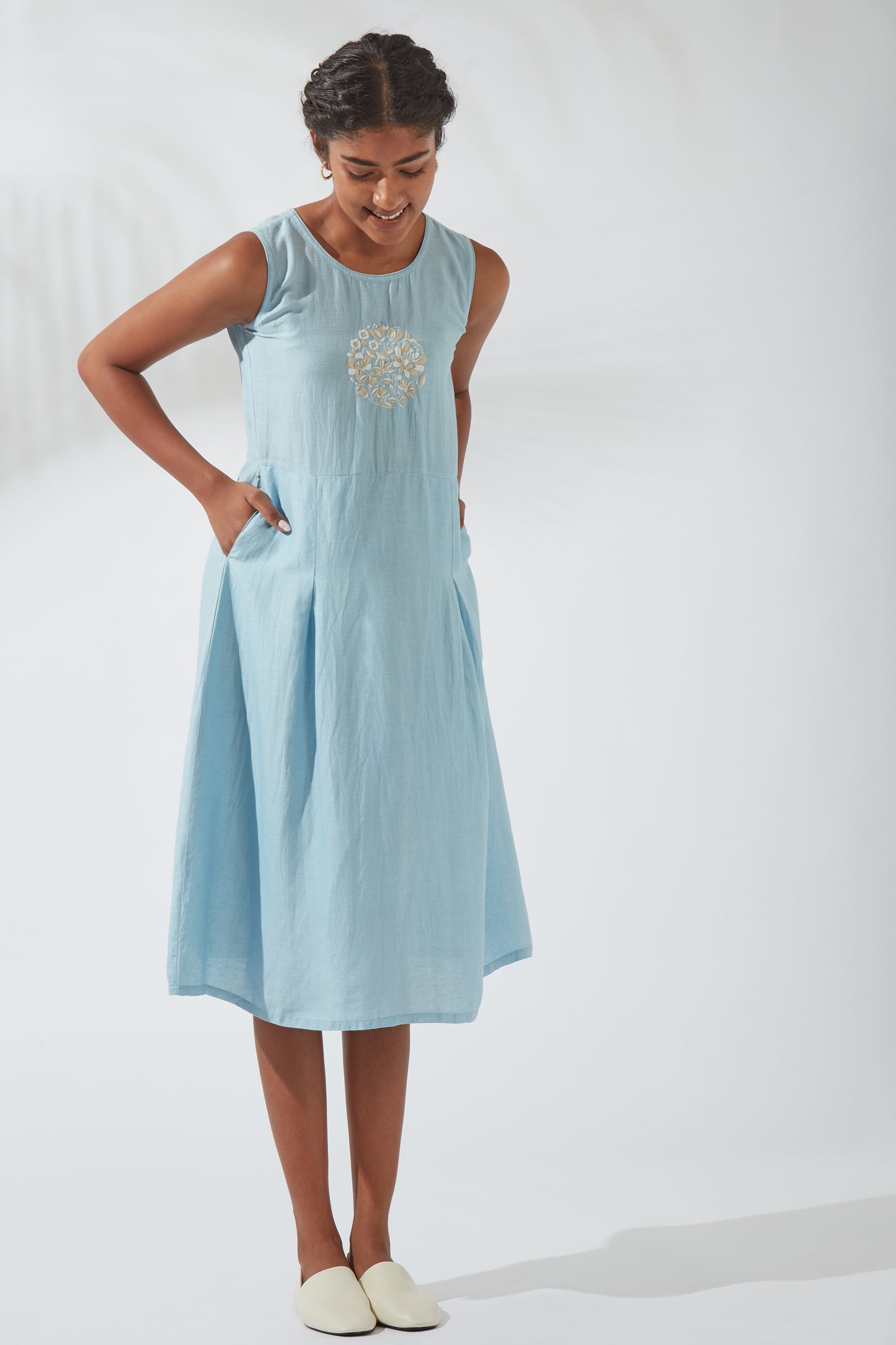 Women's Bohemian Classic Silk Linen Crystal Blue Embroidered Kurta Dress