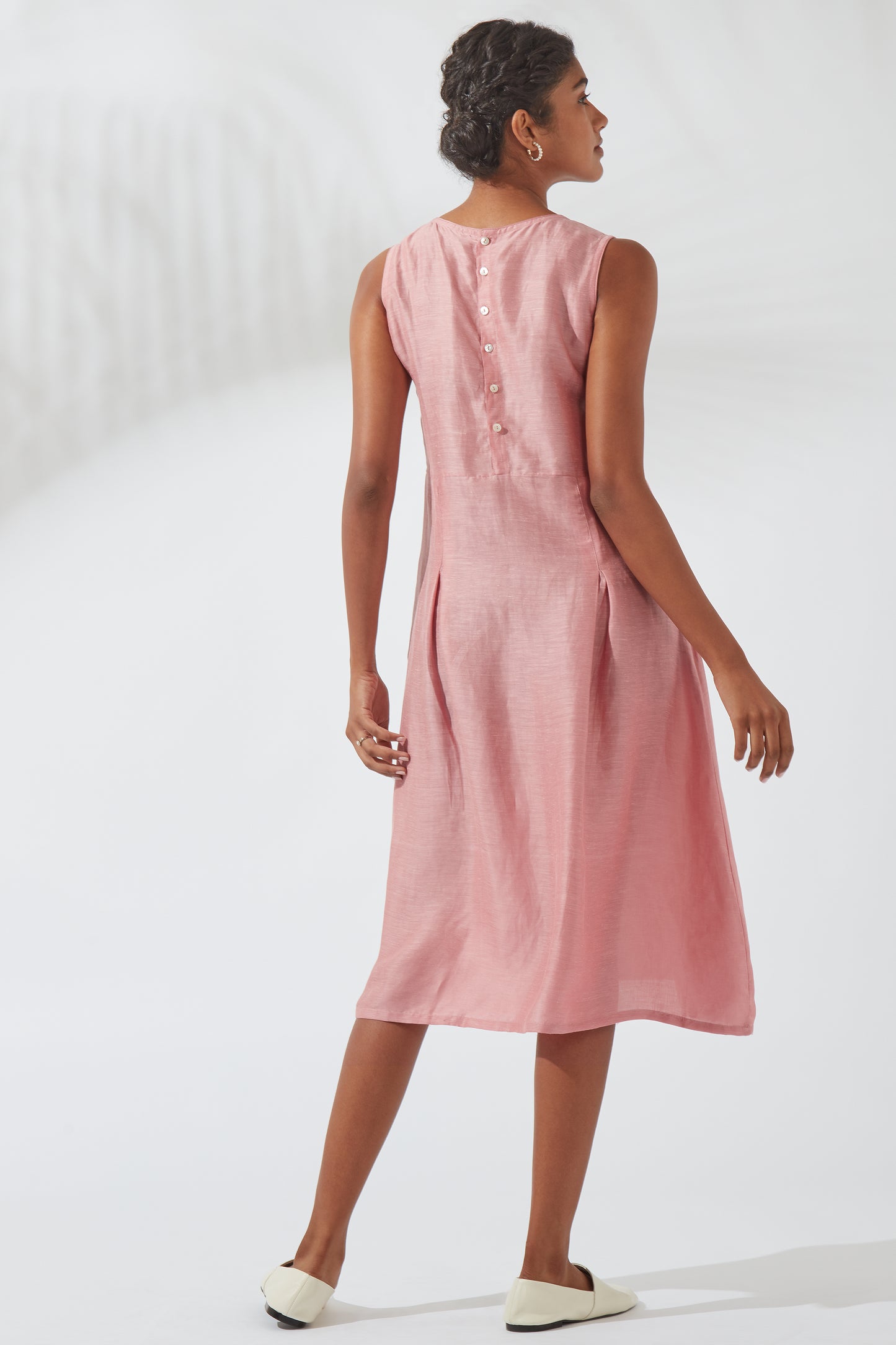 Women's Bohemian Classic Silk Linen Sea Pink Embroidered Kurta Dress