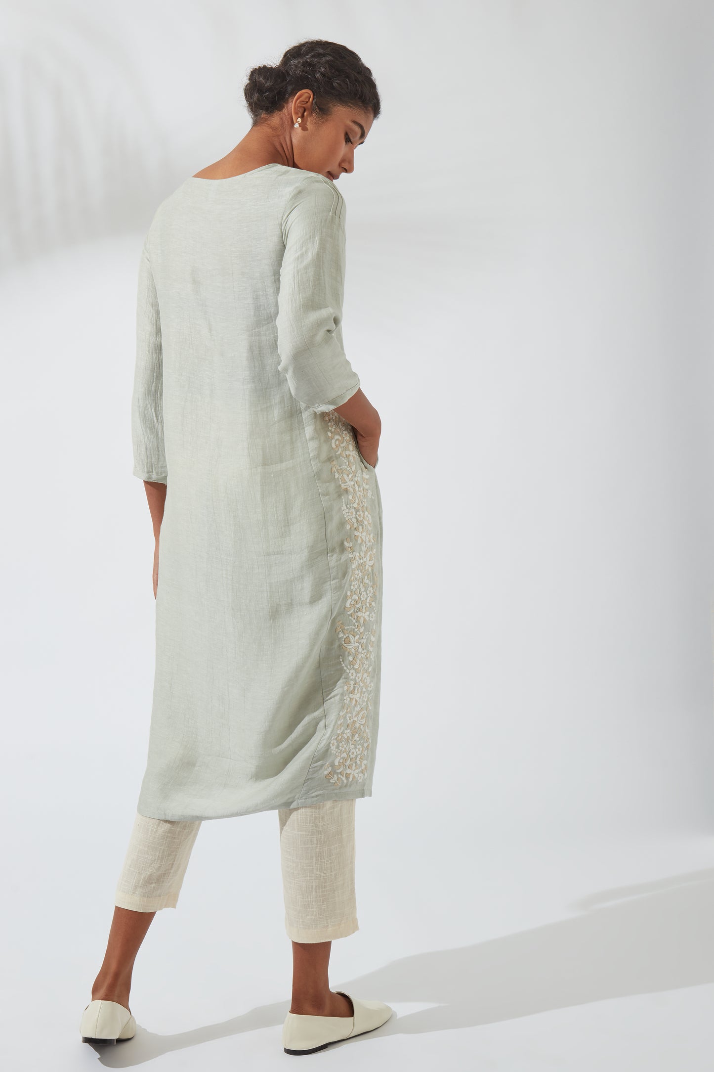 Women's Bohemian Classic Silk Linen Gray Embroidered Kurta Shift Dress