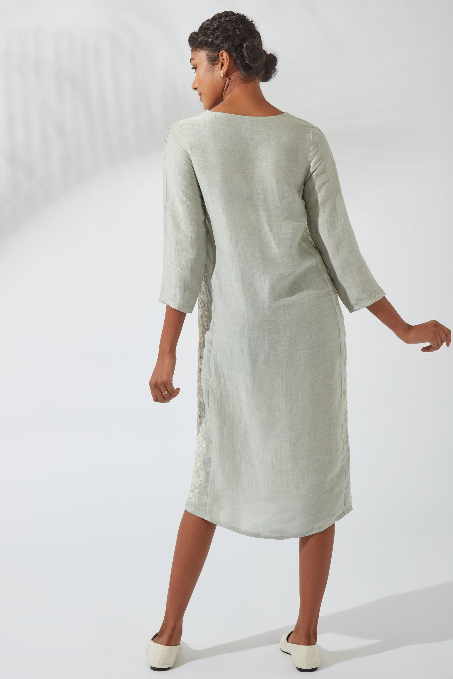 Women's Bohemian Classic Silk Linen Gray Embroidered Kurta Shift Dress