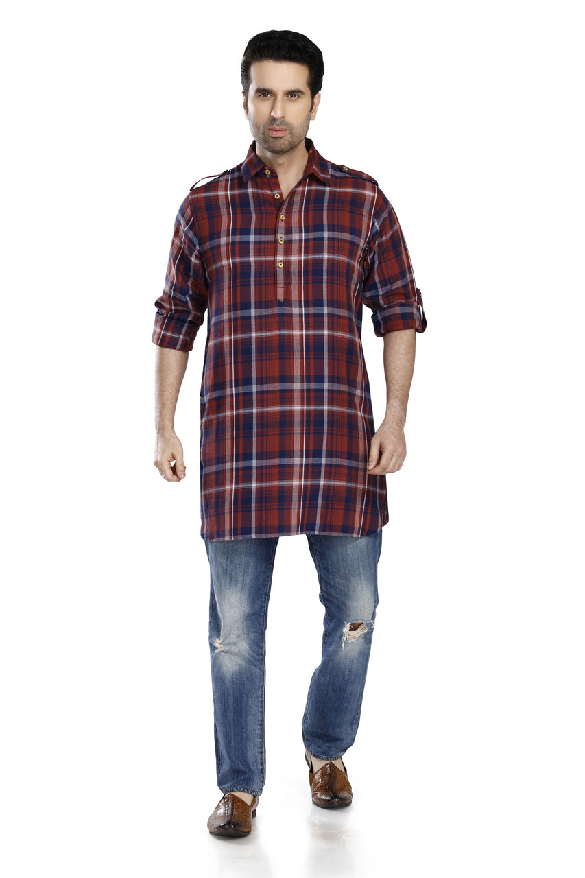 In-Sattva Men's Pullover Pathani Rollup Sleeve Kurta Tunic With Shoulder Strap - Rust Plaid