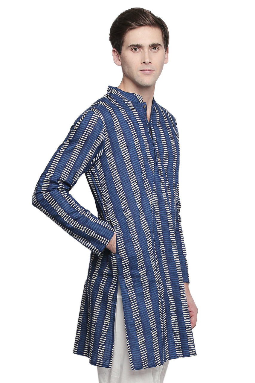 Men's Indian Kurta Tunic with Block Print: Pure Cotton Fabric - Side | In-Sattva
