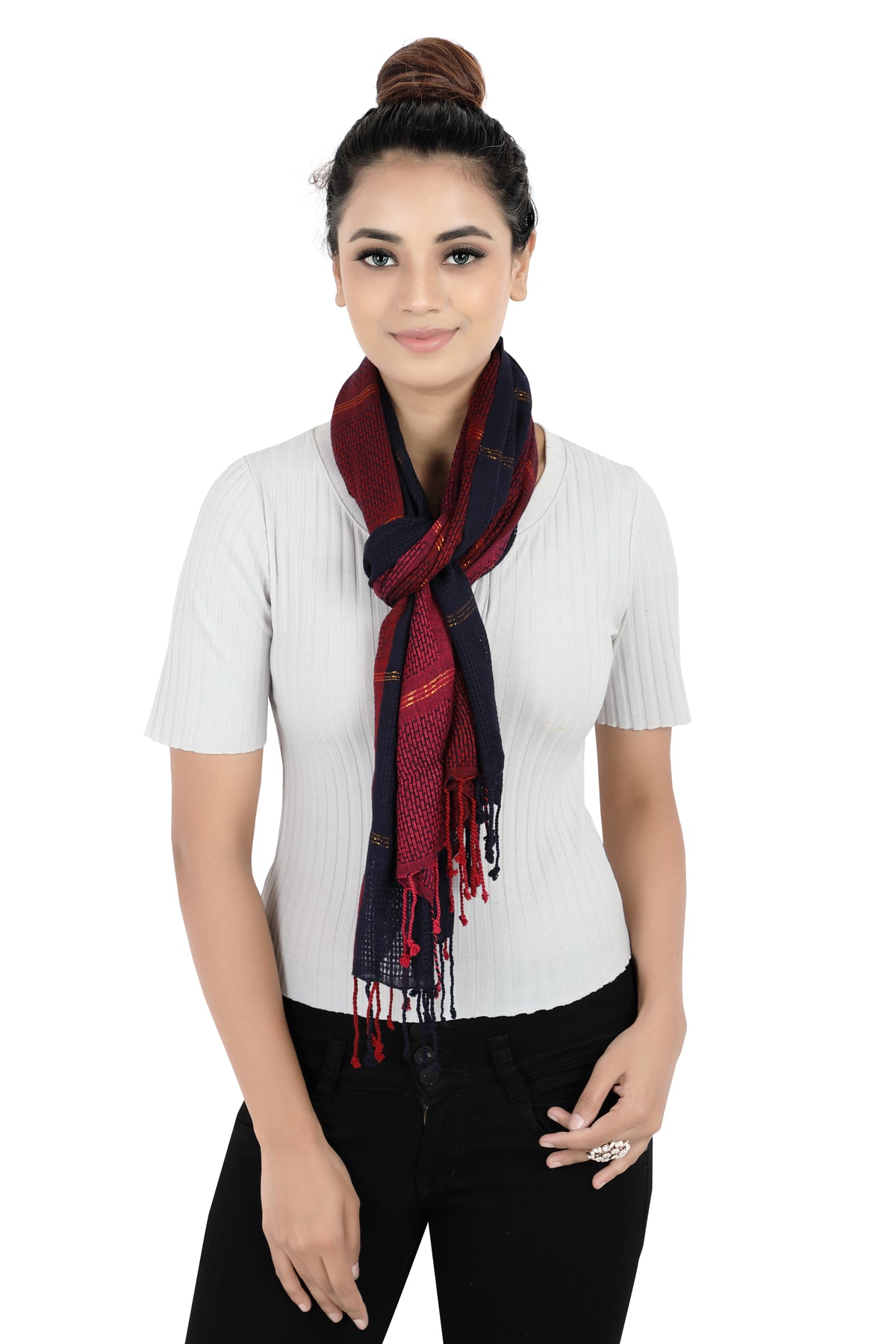 In-Sattva Blue Red two-tone handwoven cotton scarf stole, detail-oriented product image showing the scarf's artisan finish.