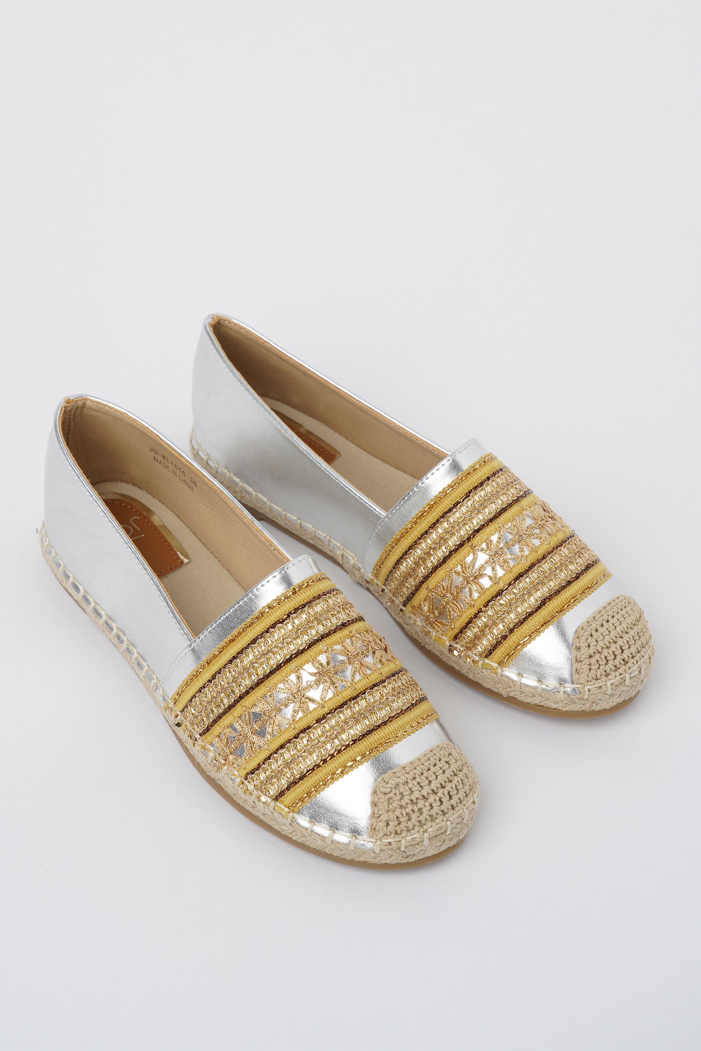 Jove Silver Flat with Black and Gold Detail