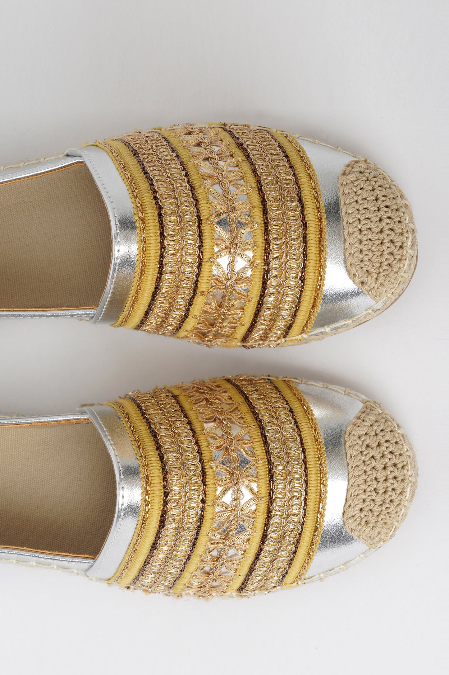 Jove Silver Flat with Black and Gold Detail