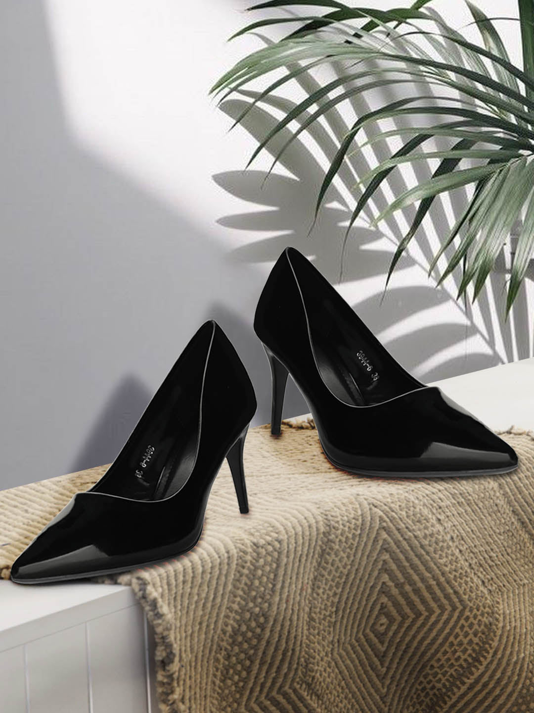 Jove Women's Pointed Toe Pumps Black